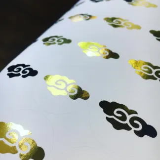 Labels printed on Gold foil – uncoated paper